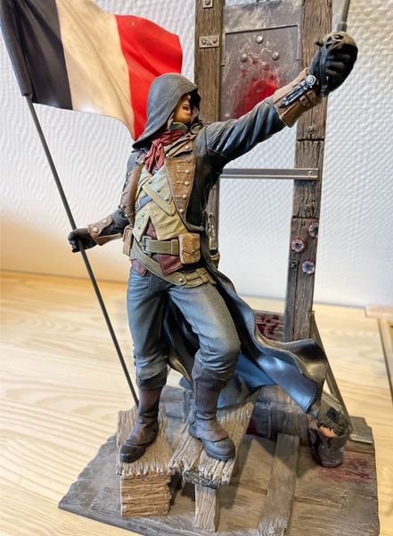 Assassin's Creed Unity Guillotine Collector's Case  41119 фото